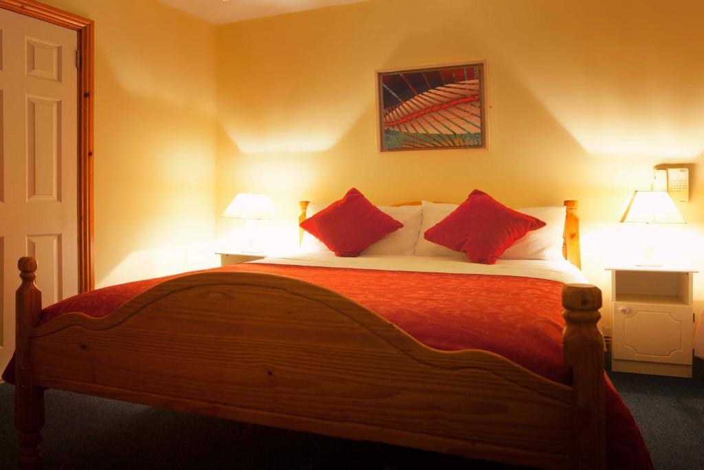 Mccarthy'S Lodge B&B Westport Bilik gambar