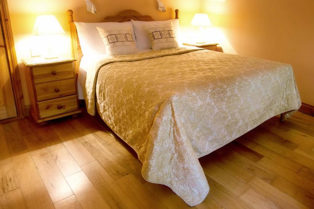 Mccarthy'S Lodge B&B Westport Bilik gambar